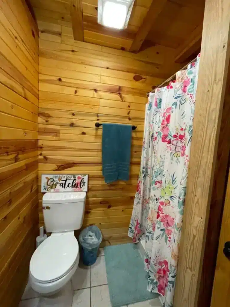 cabins near huntington wv​